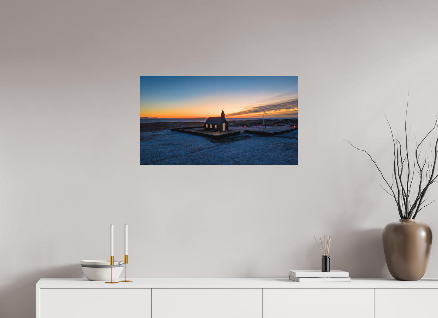 80 x 45 cm, Hahnemühle Photo Rag Bright White Budirkirkja im Morgenlicht – stille Belohnung