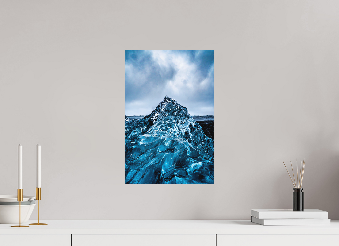 30 x 45 cm, Hahnemühle Photo Rag Bright White Eisberg am Diamond Beach – Blaue Skulptur der Natur