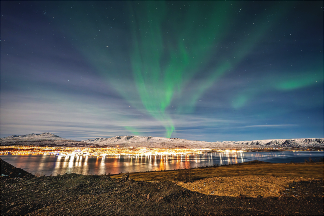 Main image Nordlichter über Akureyri