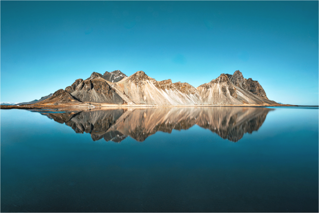 Main image Vestrahorn Spiegelung