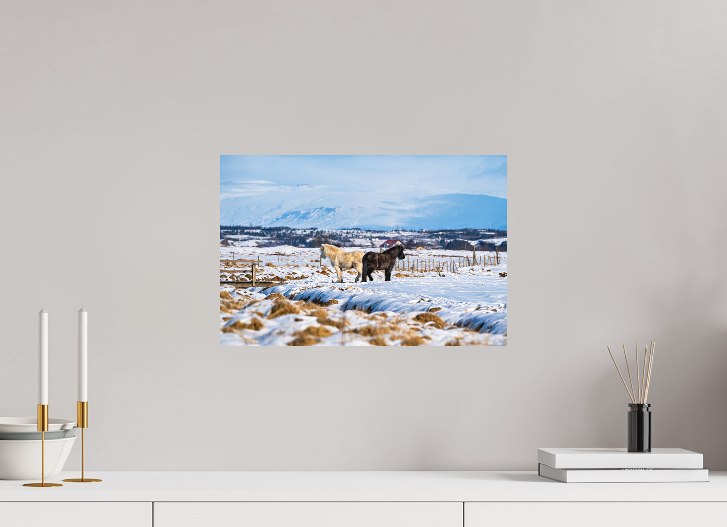 45 x 30 cm, Hahnemühle Photo Rag Bright White Winterruhe – Islandpferde im Schneeland