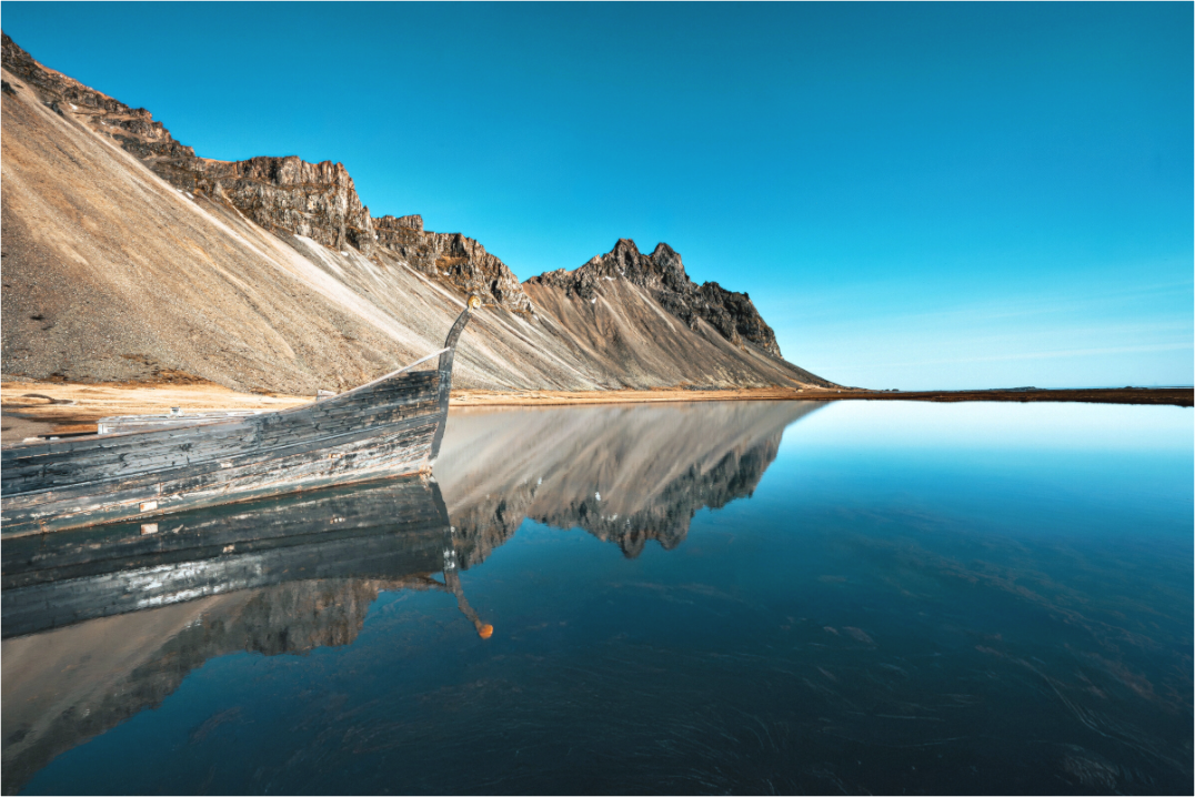 Main image Spiegelung im perfekten Morgenlicht