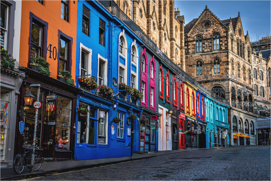 Main image Victoria Street – Edinburghs Farbenpracht