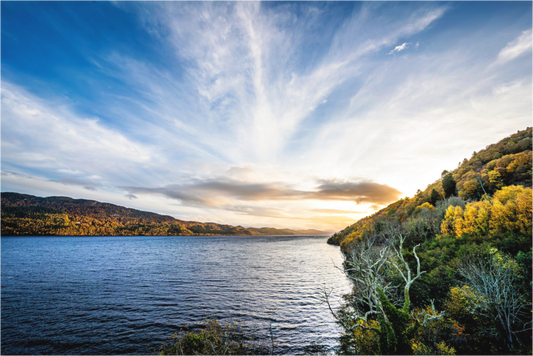 Main image Loch Ness – Golden Light