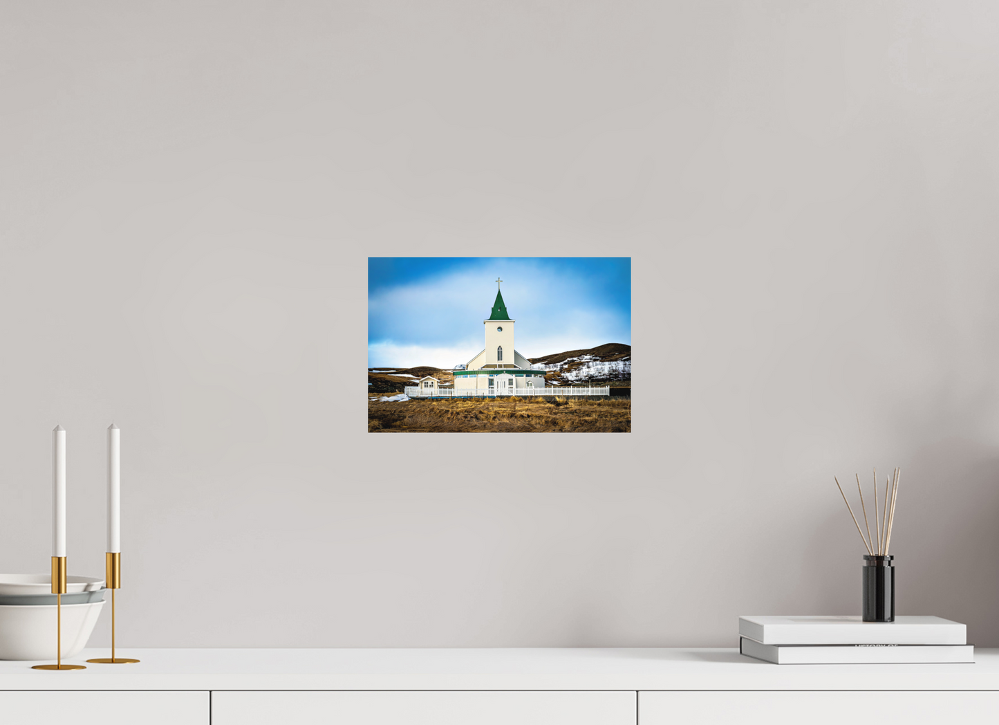 30 x 20 cm, Hahnemühle Photo Rag Bright White Grüne Dorfkirche – Island