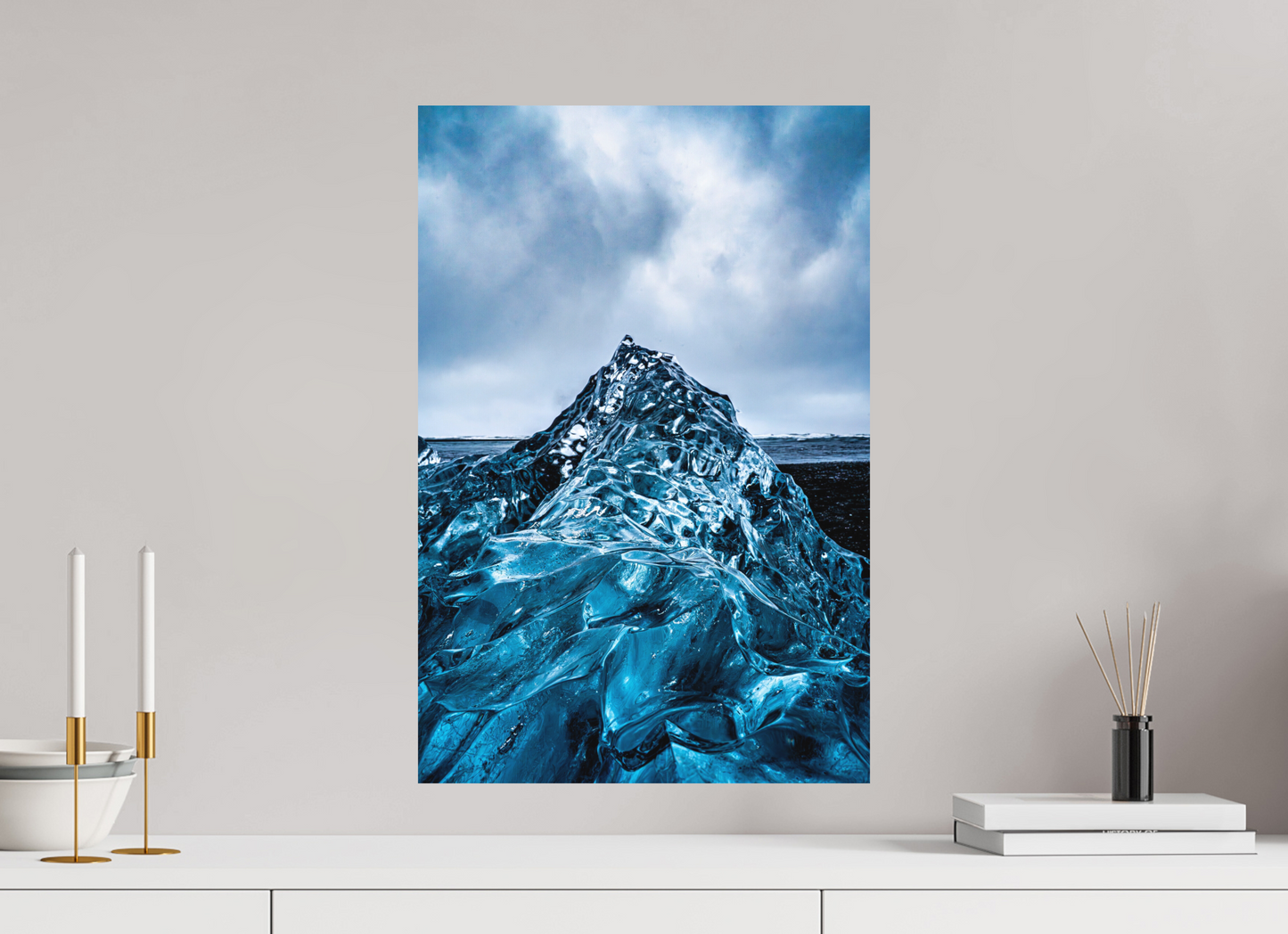40 x 60 cm, Hahnemühle Photo Rag Bright White Eisberg am Diamond Beach – Blaue Skulptur der Natur