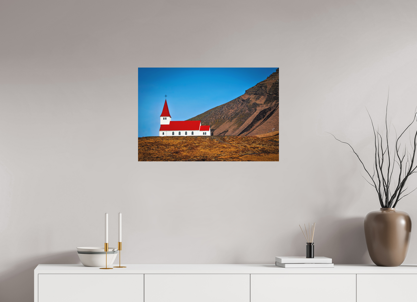 75 x 50 cm, Hahnemühle Photo Rag Bright White Vík’s Red Crown – Iceland’s Iconic Church