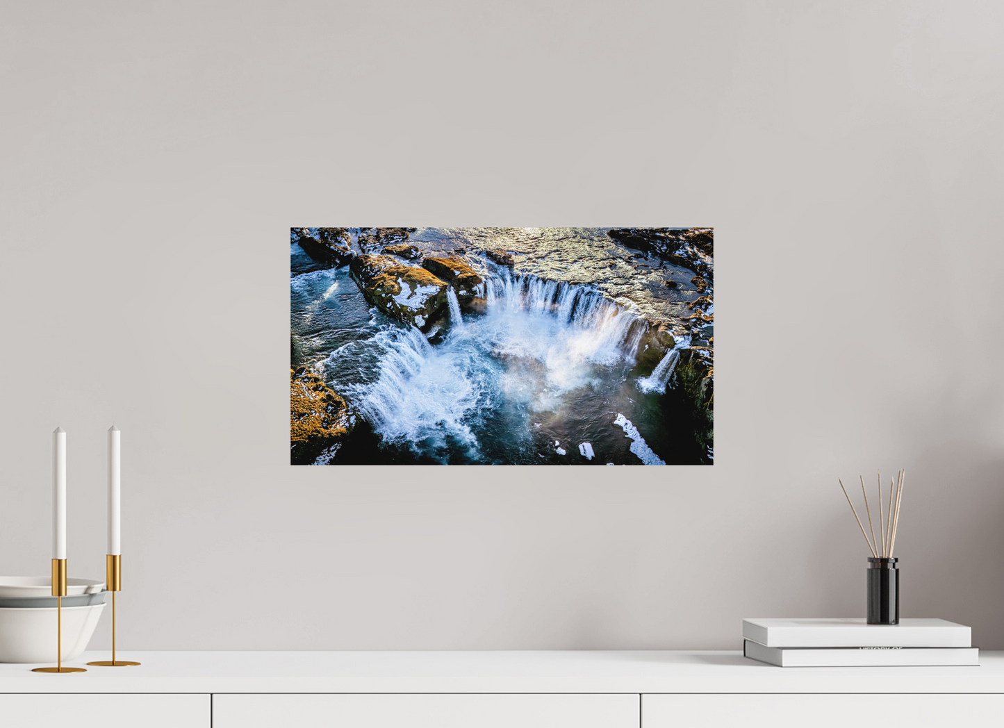 48 x 27 cm, Hahnemühle Photo Rag Bright White Goðafoss aus der Luft – Island