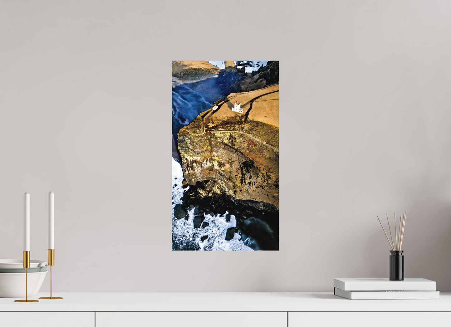 27 x 48 cm, Hahnemühle Photo Rag Bright White Dyrhólaey Leuchtturm – Wacht über der Klippe
