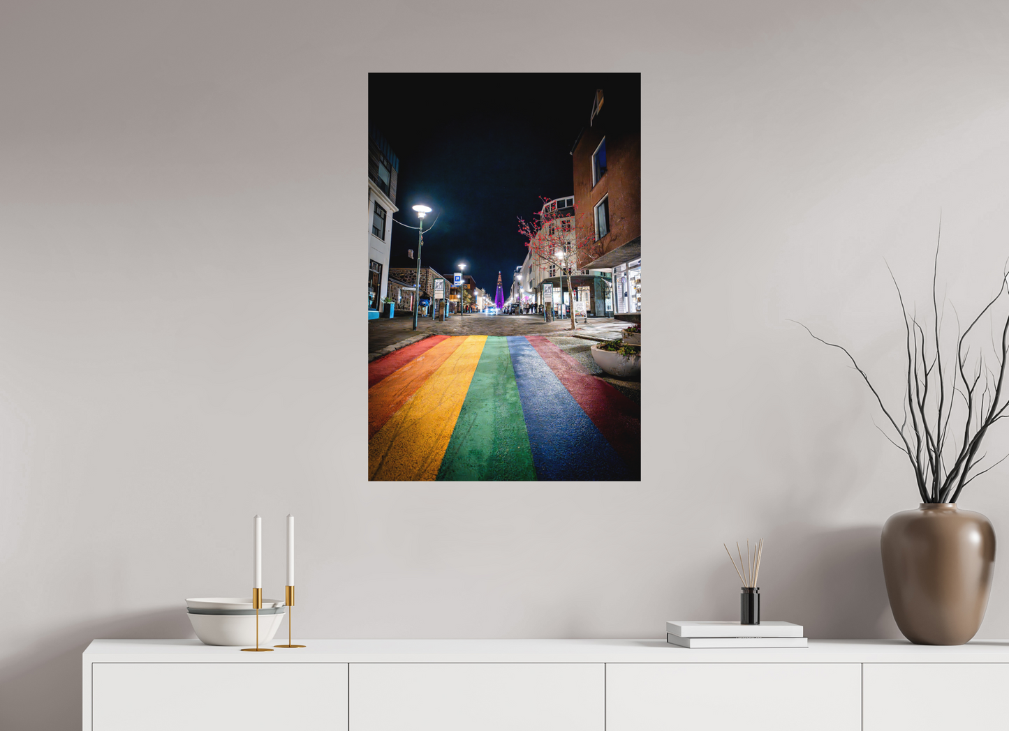 60 x 90 cm, Hahnemühle Photo Rag Bright White Reykjavíks Regenbogenstraße bei Nacht