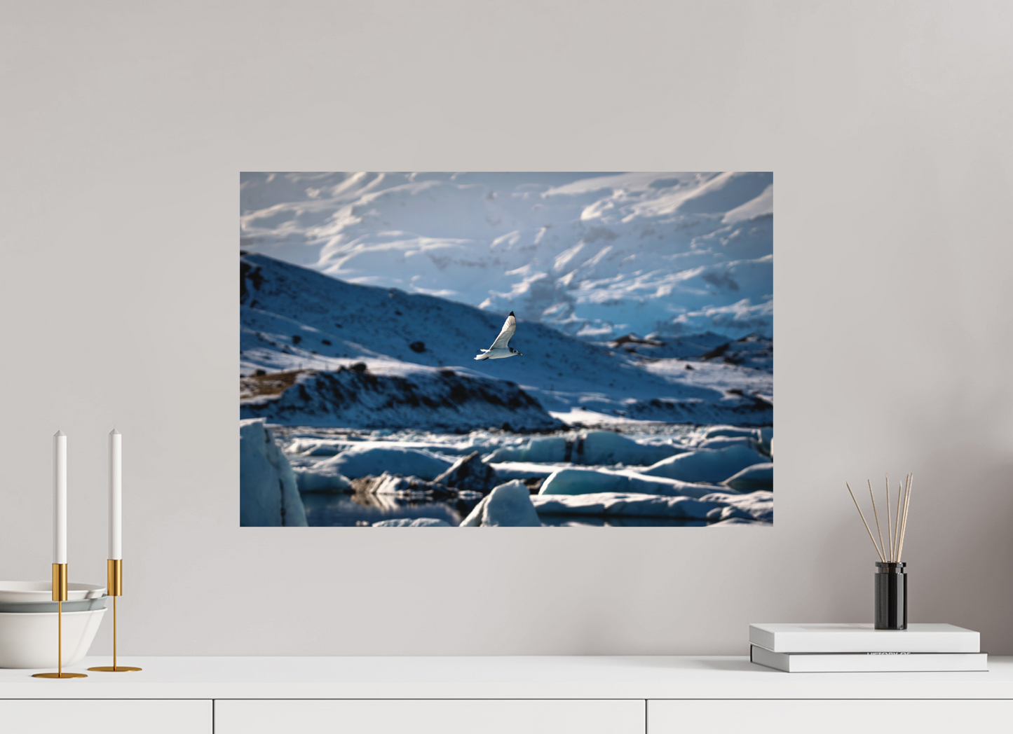 60 x 40 cm, Hahnemühle Photo Rag Bright White Vogel über Jökulsárlón