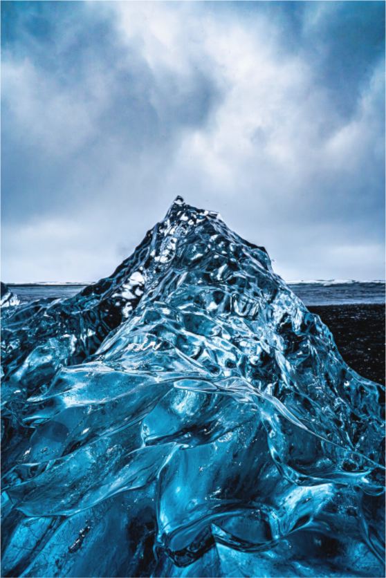 Main image Eisberg am Diamond Beach – Blaue Skulptur der Natur