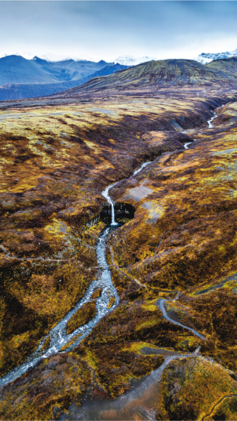 Main image Svartifoss – Wasserfall im Tal der Basaltsäulen