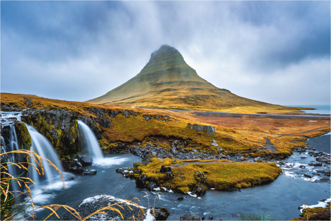 Main image Kirkjufell & Kirkjufellsfoss