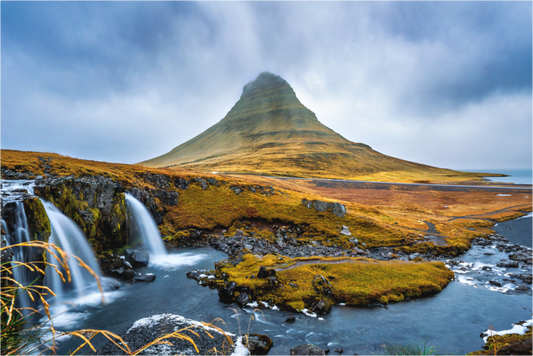 Main image Kirkjufell & Kirkjufellsfoss