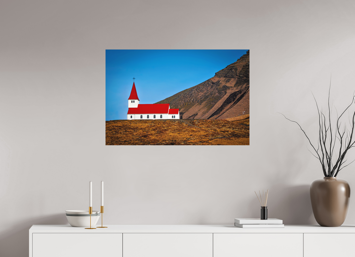 90 x 60 cm, Hahnemühle Photo Rag Bright White Vík’s Red Crown – Iceland’s Iconic Church