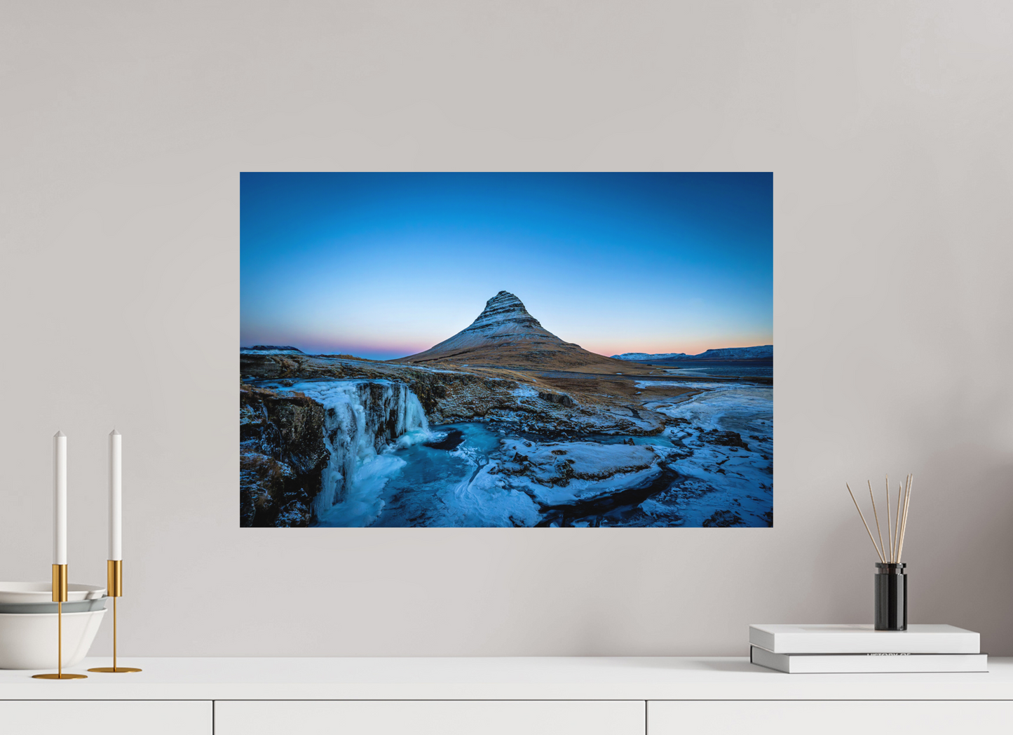 60 x 40 cm, Hahnemühle Photo Rag Bright White Kirkjufell im Eis – Halb gefrorene Winterstille